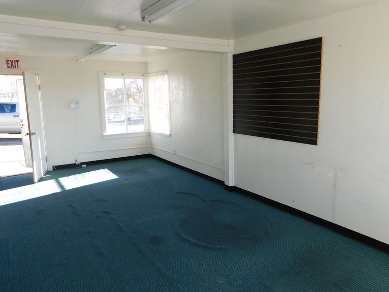 805 E Main St, Farmington, NM 87401